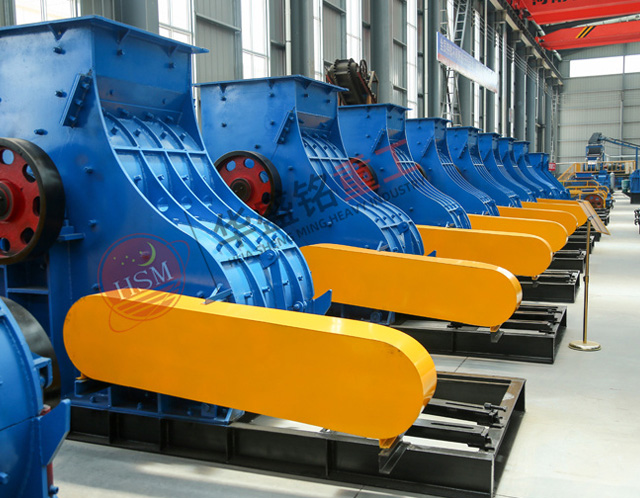 石灰雙級無篩底粉碎機(jī)如何避免堵塞問題？